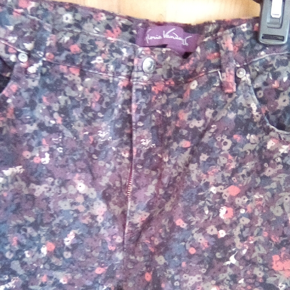 Gloria Vanderbilt Floral Straight Leg Jeans - Black and Red - Picture 2 of 11